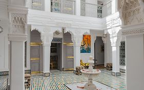 Boutique Hotel La Maison Darts Et Medicine